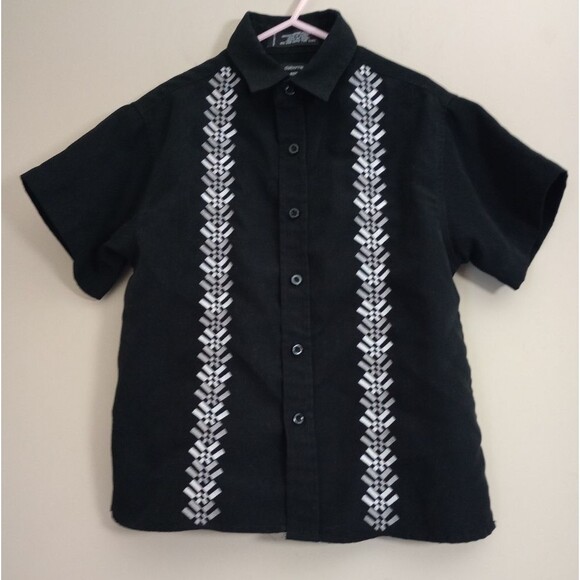 Claiborne Black Button Up Short Sleeve Size 5/6 - Picture 1 of 6